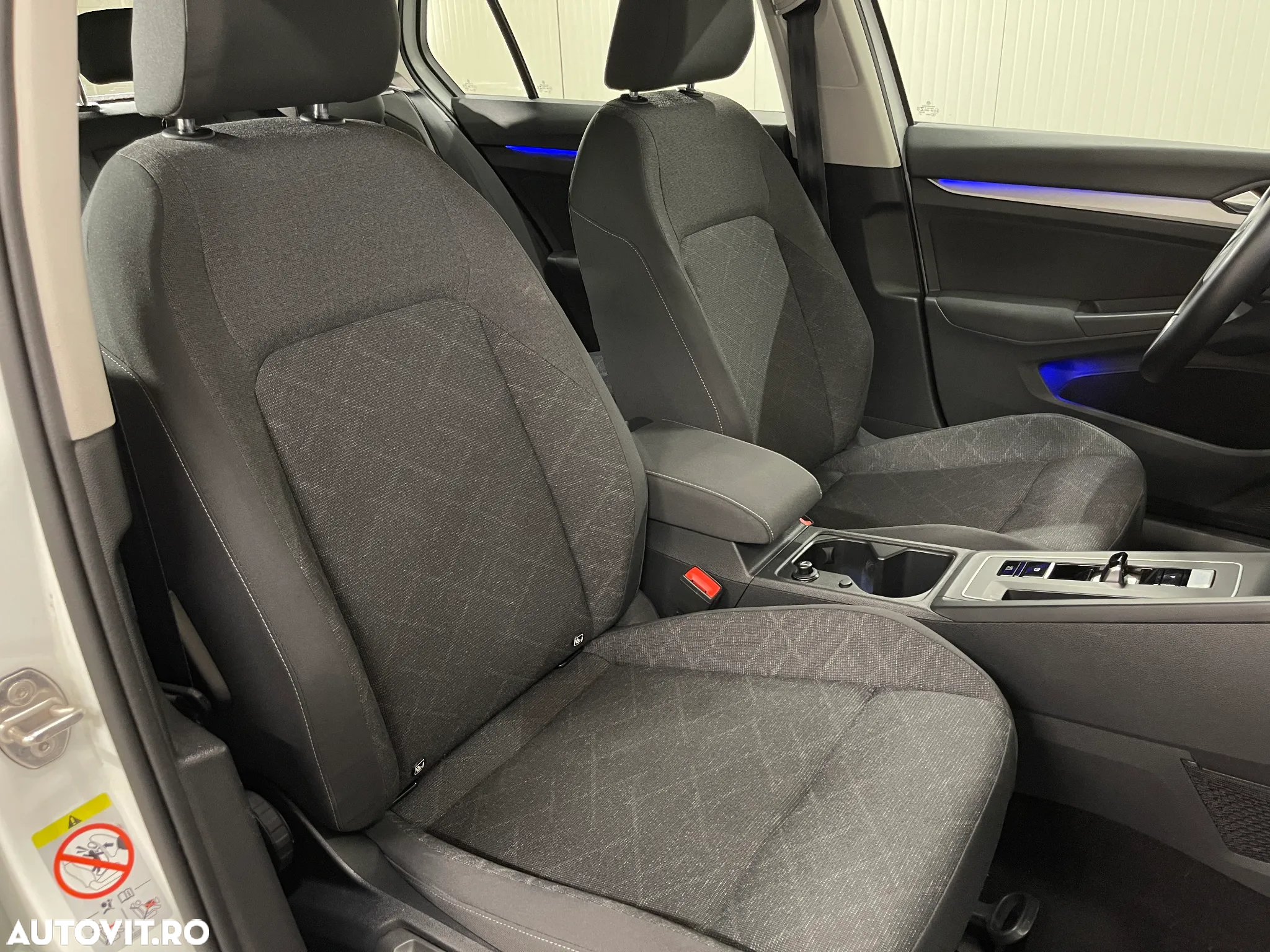 Volkswagen Golf 1.5 eTSI ACT DSG MHEV Life - 10