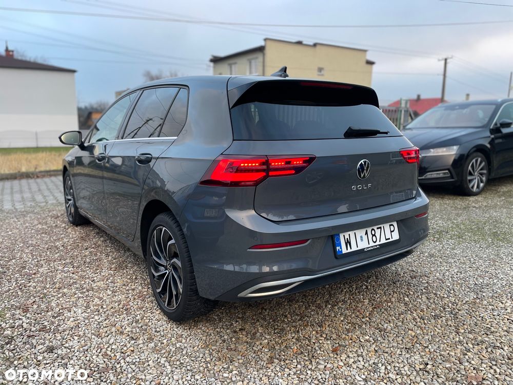 Volkswagen Golf 1.5 TSI EVO Style - 9