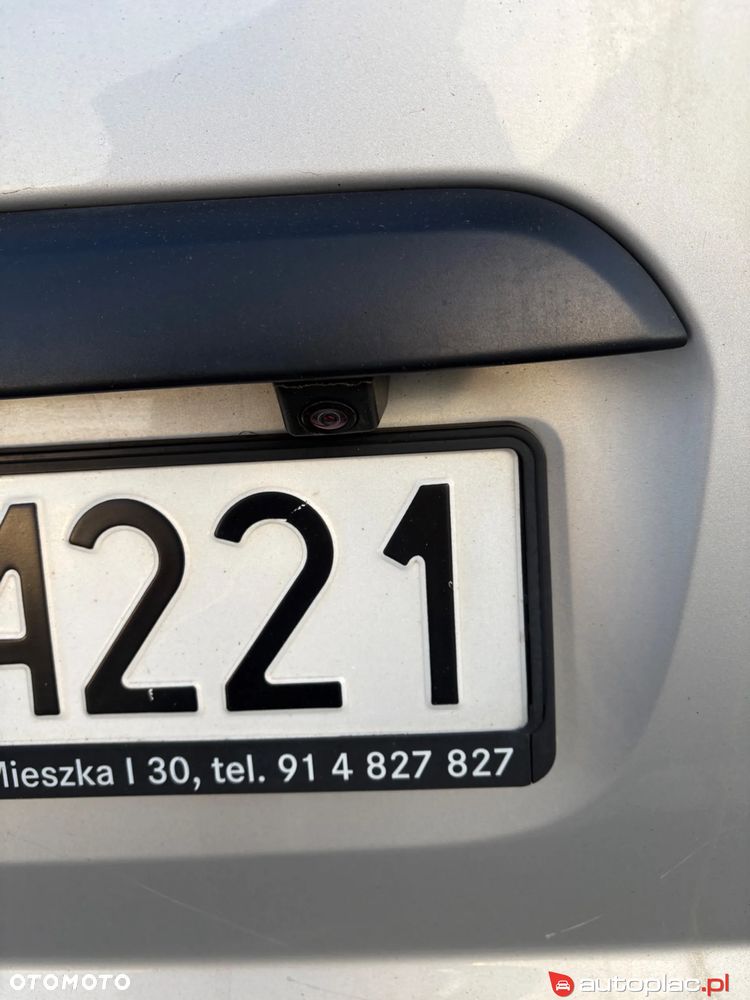 Mercedes-Benz VITO - 11