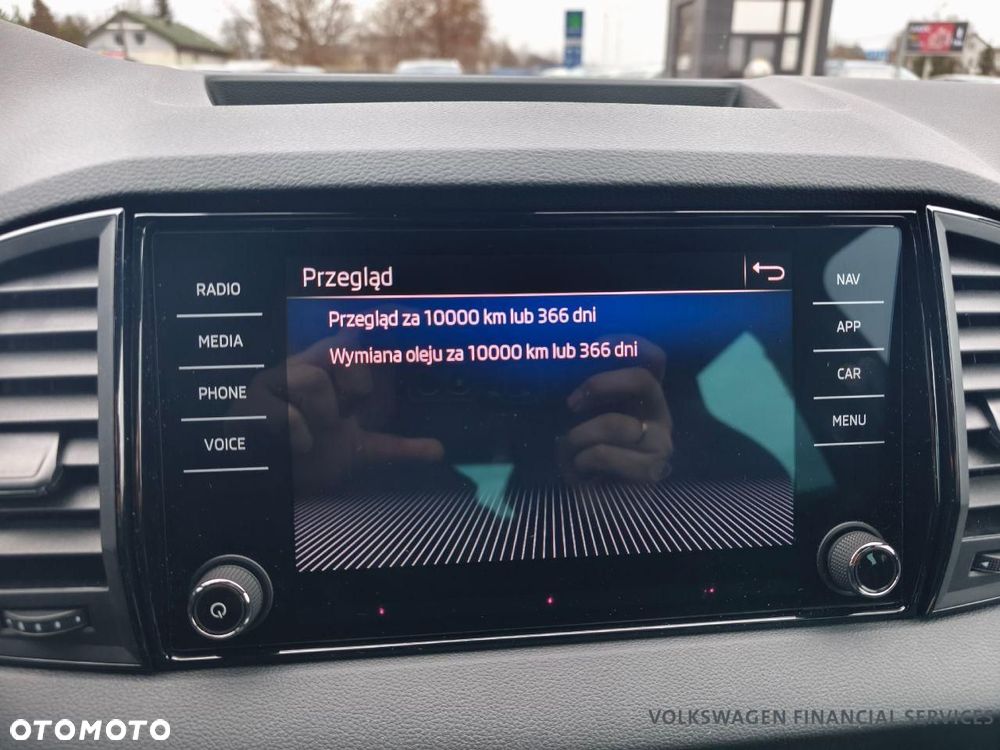 Skoda Karoq 1.5 TSI ACT Sportline DSG - 10