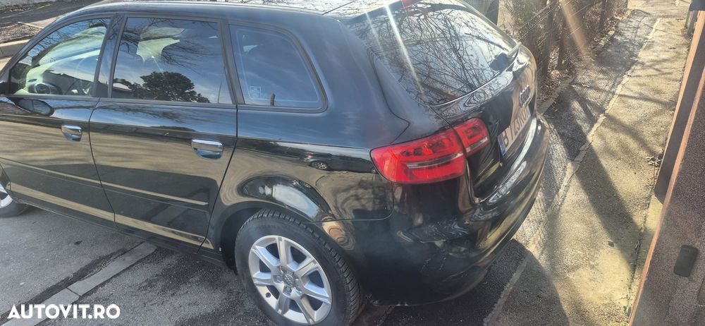 Audi A3 1.6 TDI ack DPF S tronic S line Sportpaket - 7