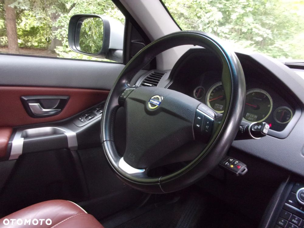 Volvo XC 90 D5 AWD Executive - 25