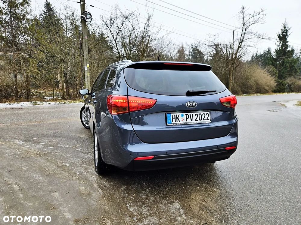 Kia Ceed 1.6 CRDi 128 Spirit - 13