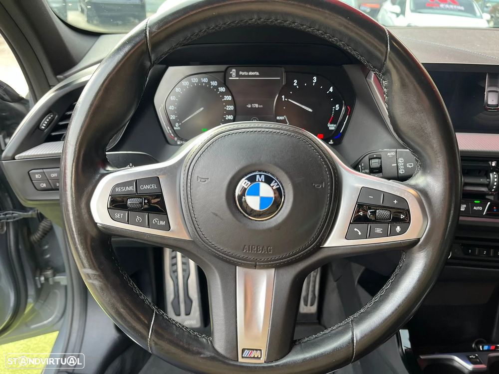 BMW 116 d Pack Essence - 24