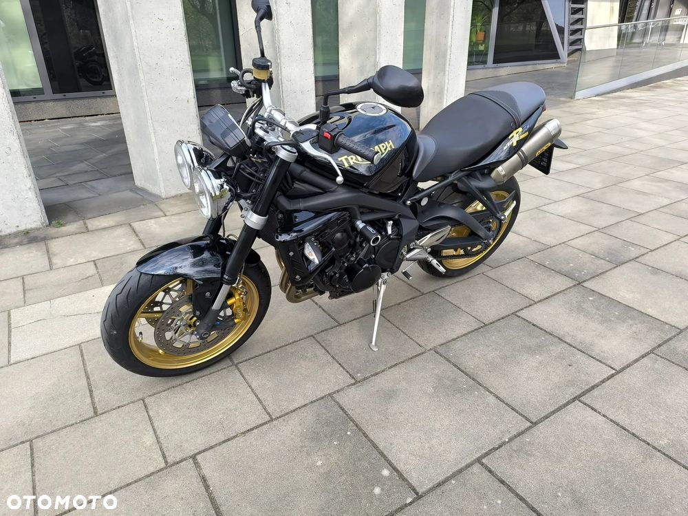 Triumph Street Triple - 3