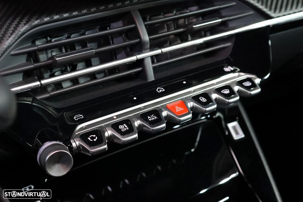 Peugeot 2008 1.2 PureTech Allure Pack - 20