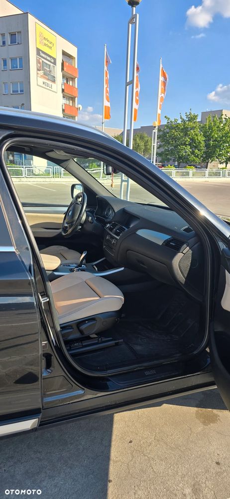 BMW X3 xDrive20d - 16