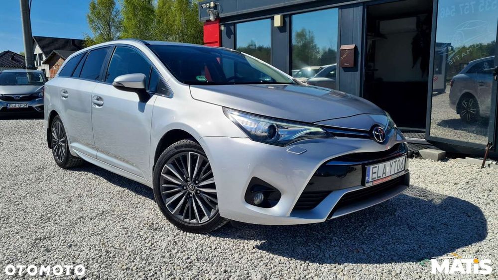 Toyota Avensis - 39