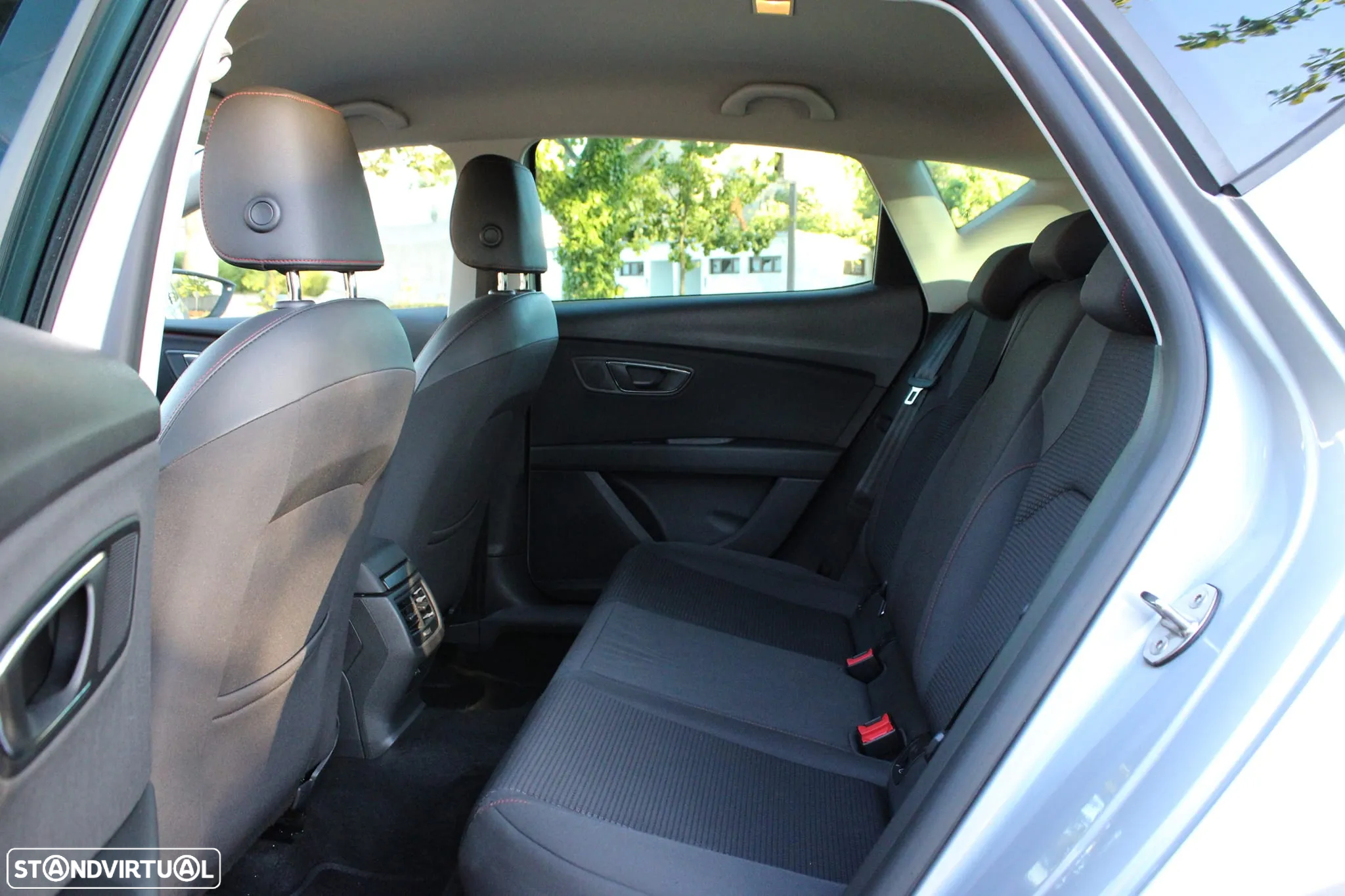 SEAT Leon 1.6 TDI FR S/S - 27