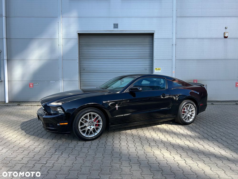 Ford Mustang - 31