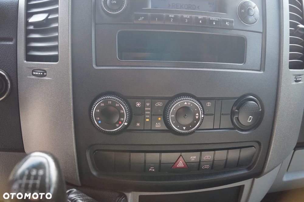 Volkswagen Crafter - 29