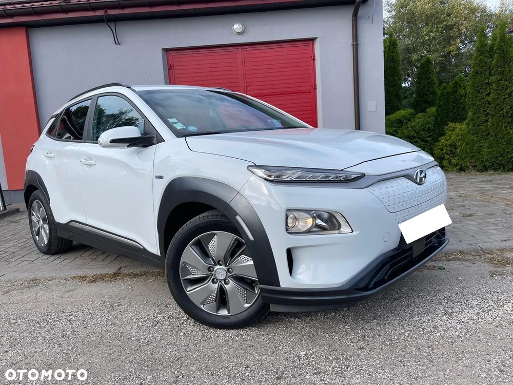Hyundai Kona 64kWh Premium - 2