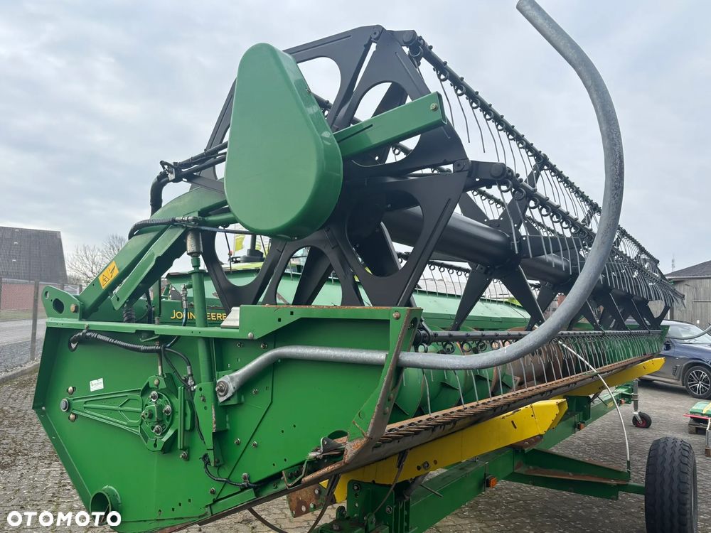 John Deere T660i - 29