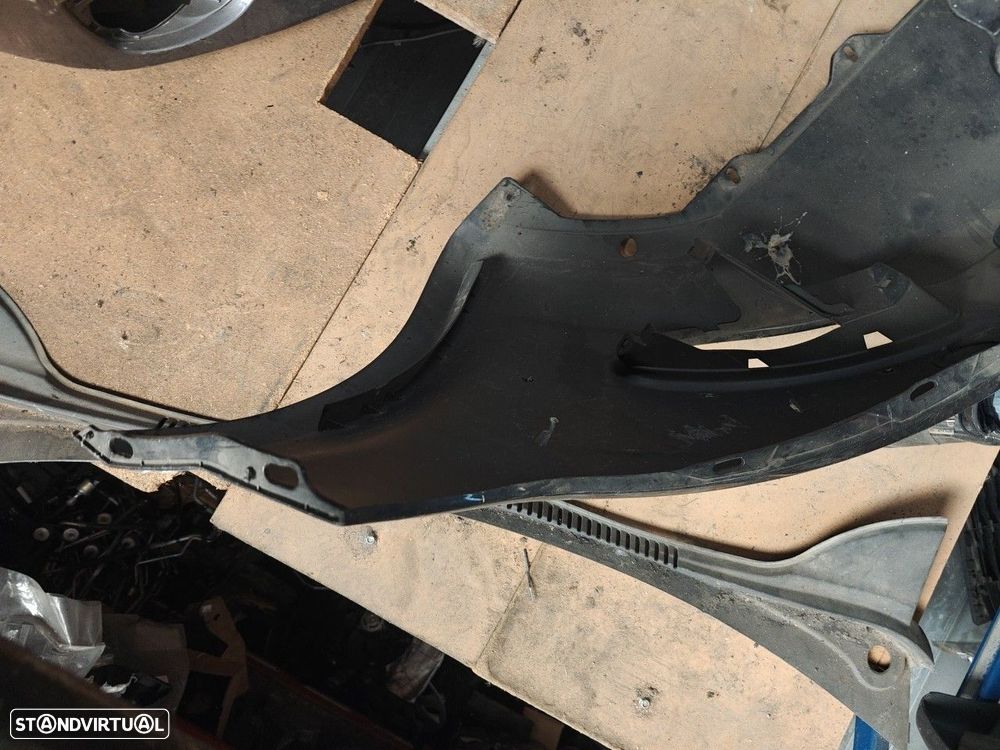 Parachoques Frente / Para Choques Frontal Nu Fiat Linea (323_, 110_) - 8