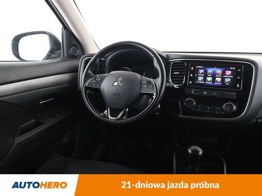 Mitsubishi Outlander - 14