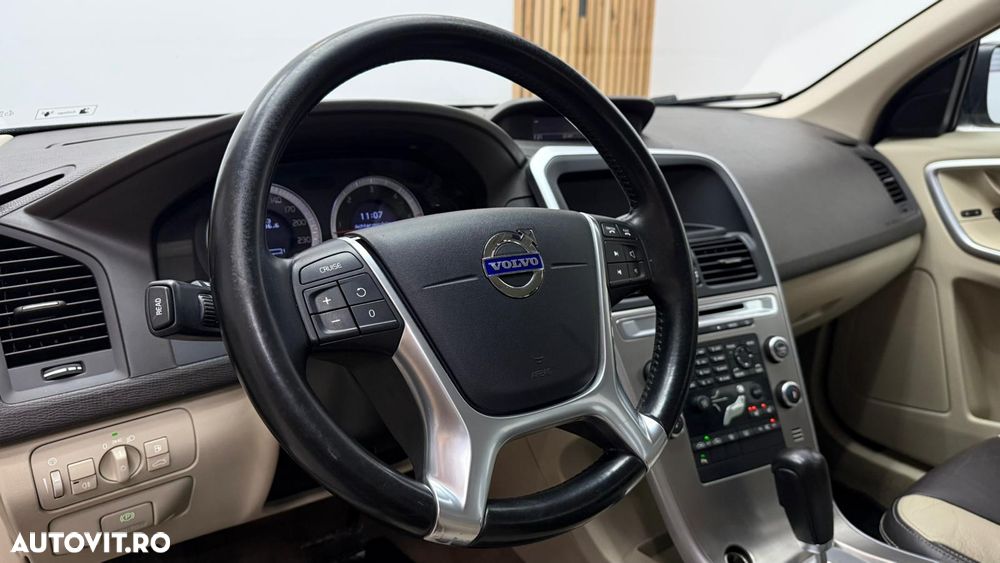 Volvo XC 60 D3 Aut. Summum - 23