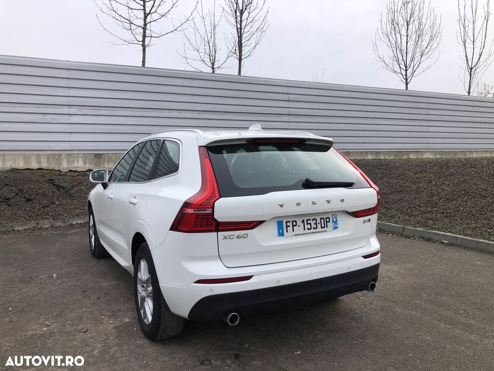 Volvo XC 60 B4 D AWD Geartronic Momentum Pro - 5