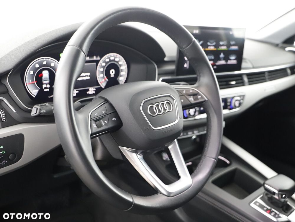 Audi A4 Limousine - 15