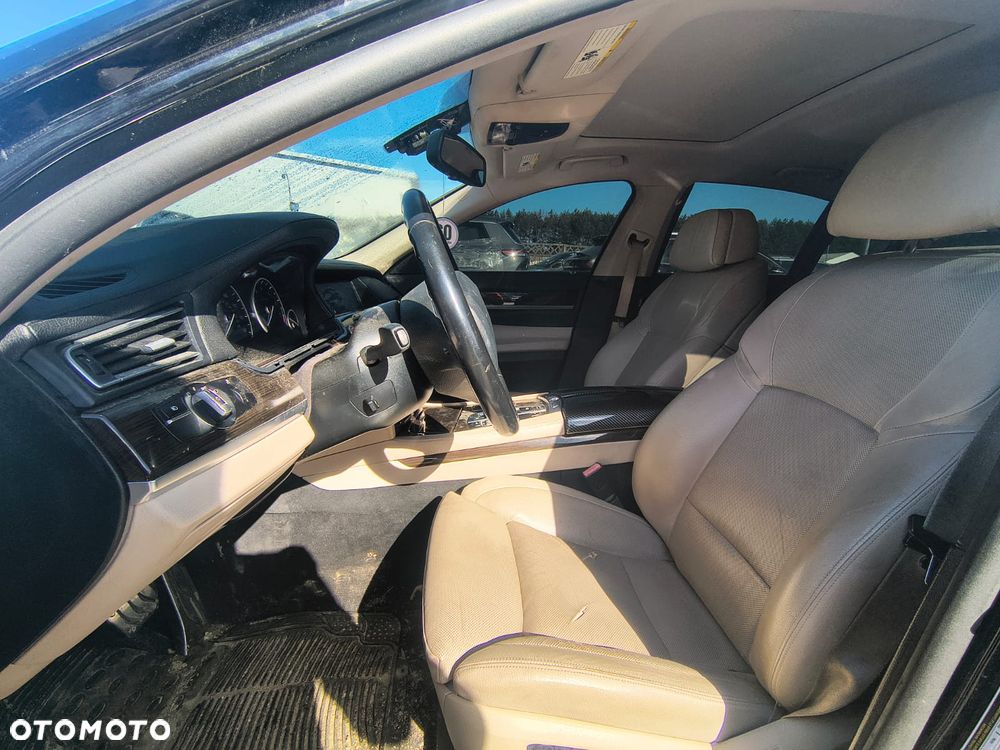 BMW Seria 7 - 9
