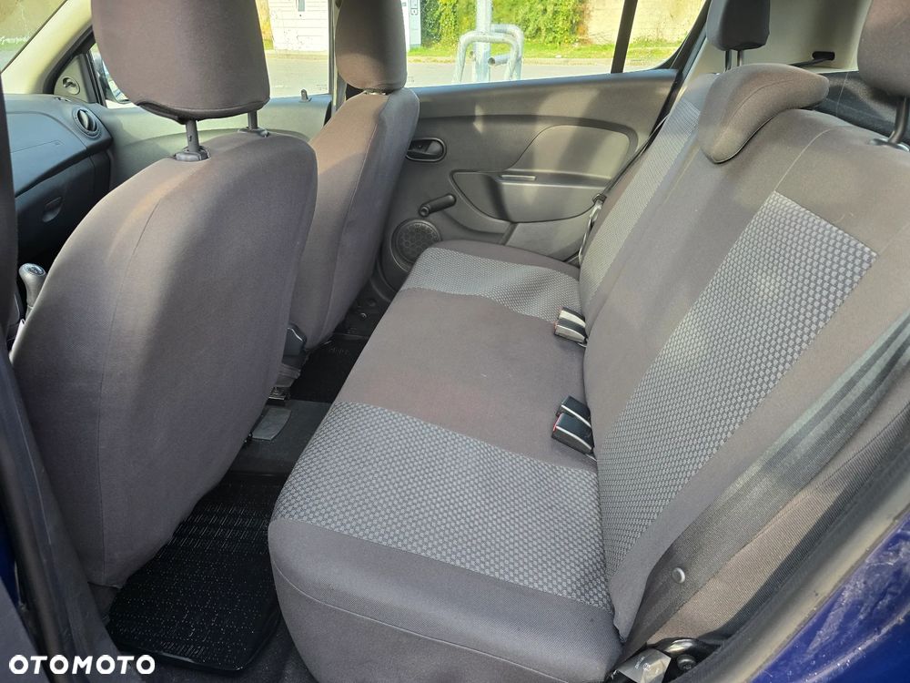 Dacia Sandero 1.2 16V Access EU6 - 5