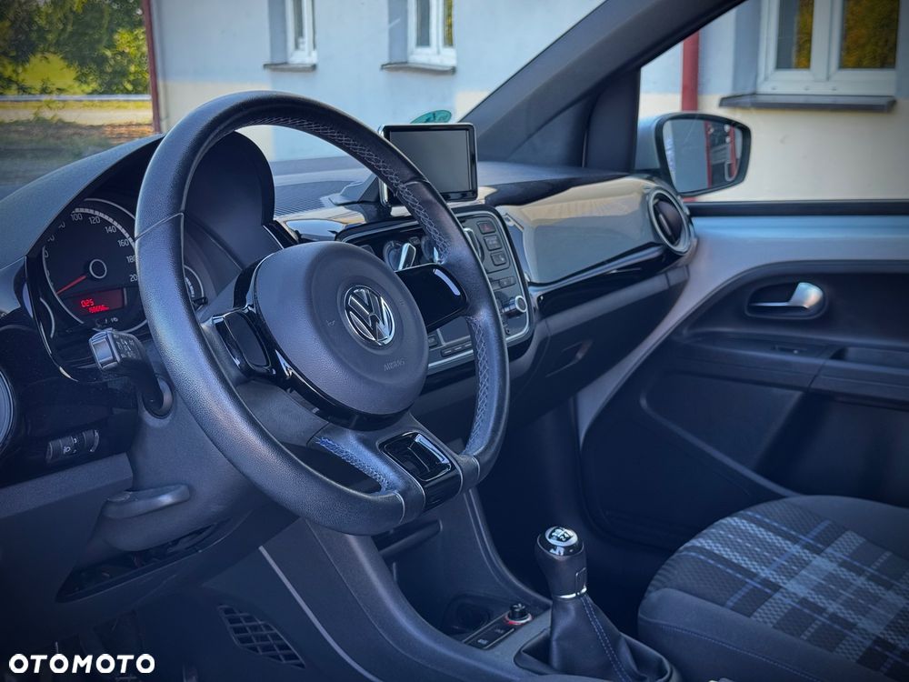 Volkswagen up! club - 10