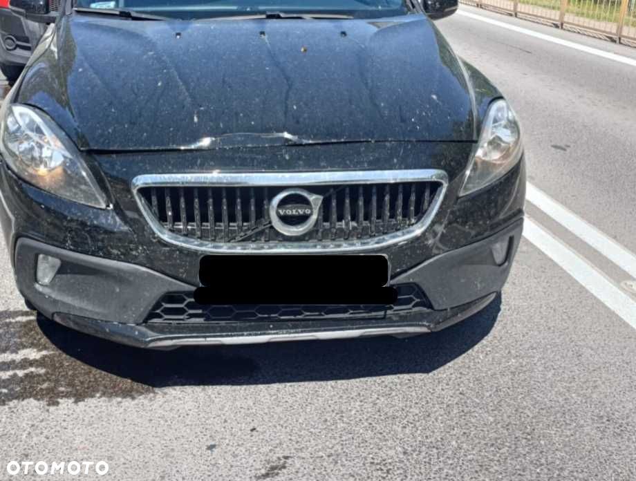 Volvo V40 Cross Country - 3