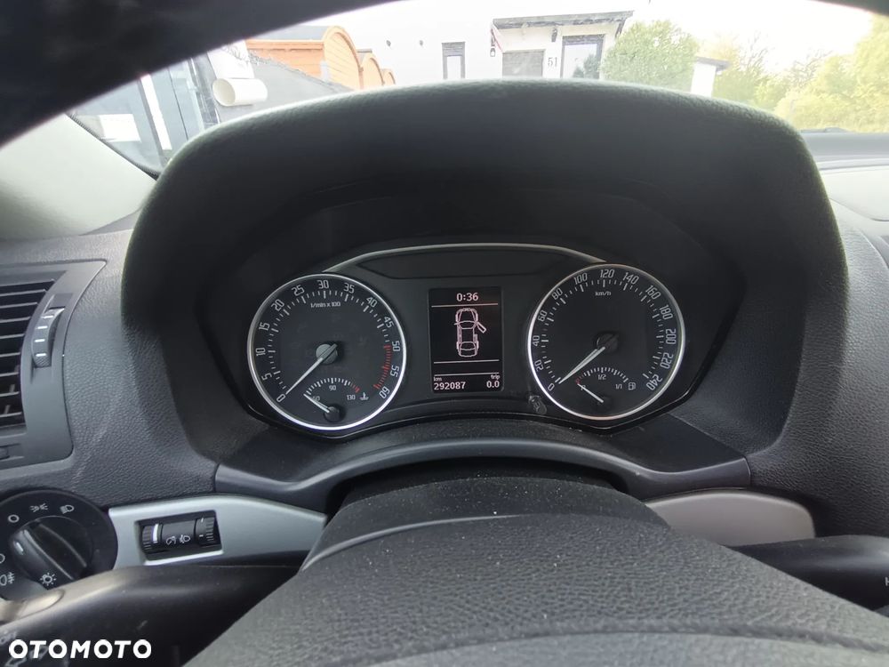 Skoda Octavia 1.6 TDI DPF DSG FAMILY - 3