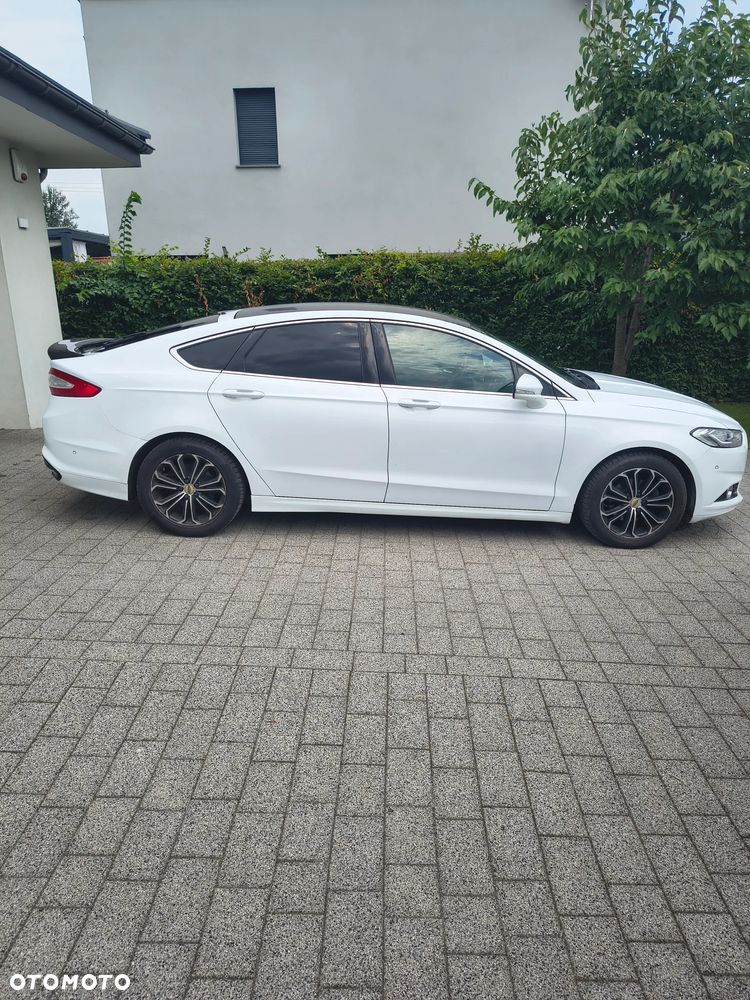 Ford Mondeo 2.0 TDCi Titanium PowerShift - 9