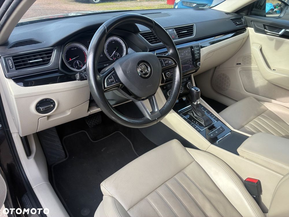 Skoda Superb 1.8 TSI L&K DSG - 11