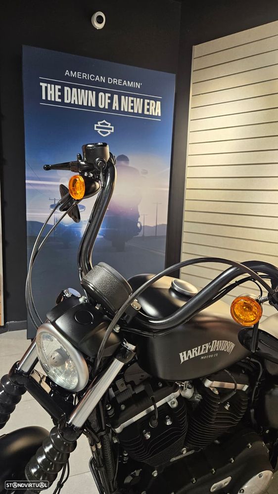 Harley-Davidson Sportster Iron 883 - 13