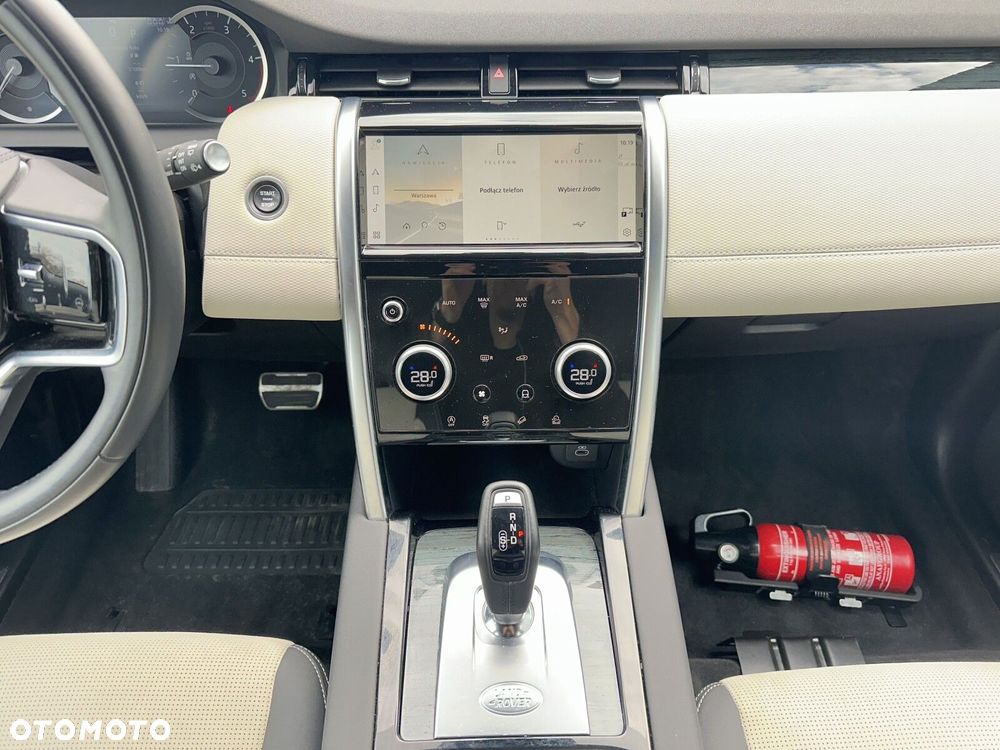 Land Rover Discovery Sport - 19