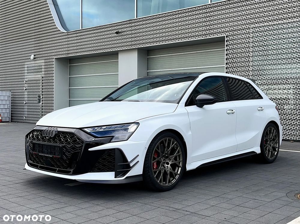Audi RS3 Sportback - 2