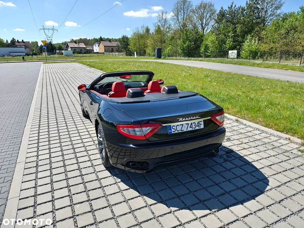 Maserati GranCabrio Sport - 15