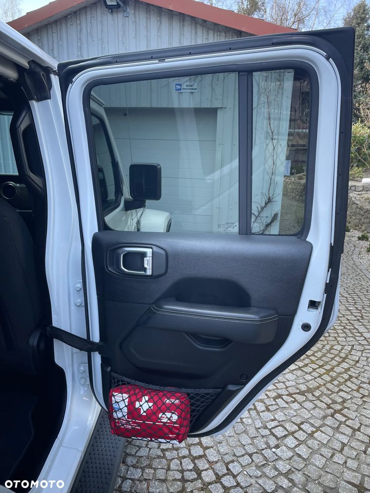 Jeep Wrangler 2.0 T-GDI Hardtop AWD Automatik Sahara - 28