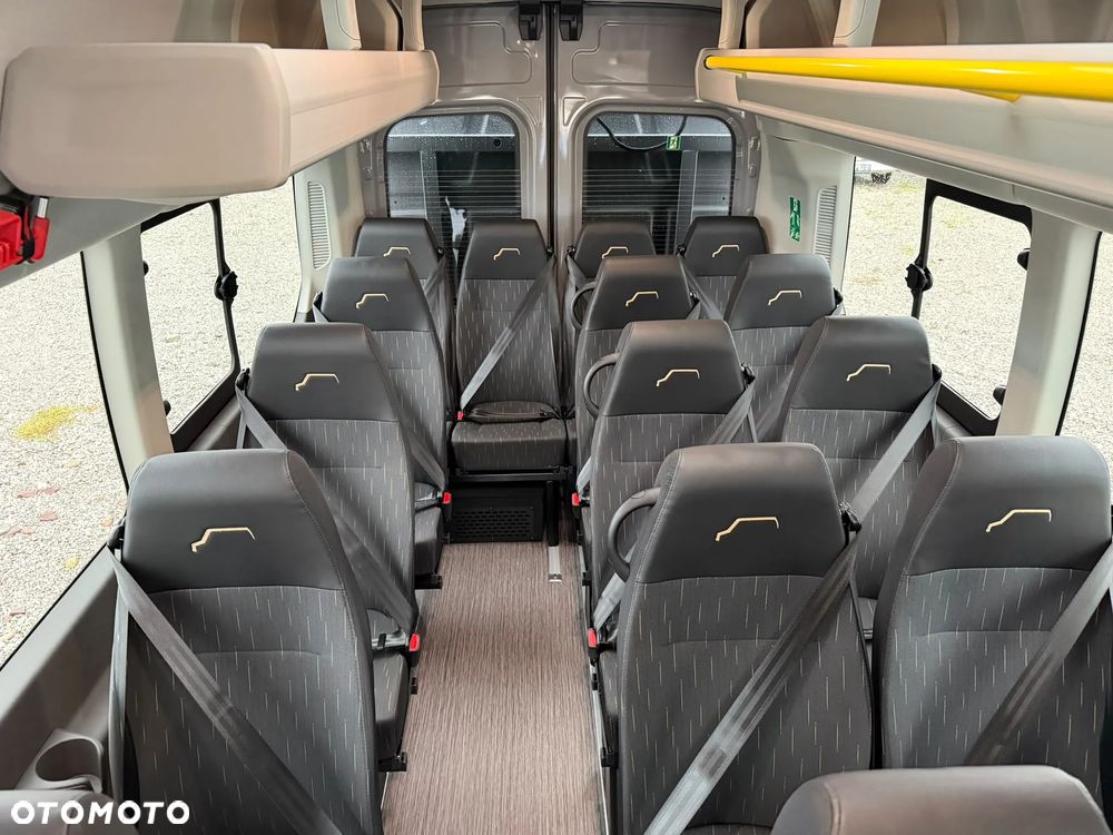 Ford Transit - 18