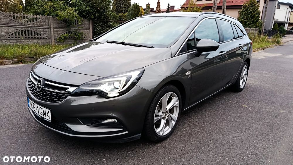 Opel Astra 1.4 Turbo 120 Jahre - 16