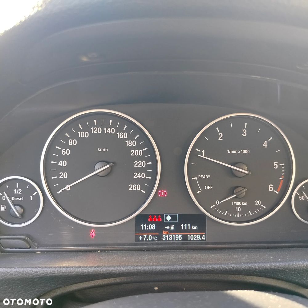 BMW Seria 3 316d Luxury Line - 23