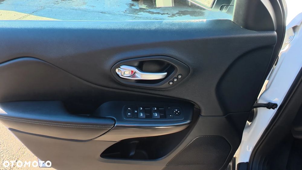 Jeep Cherokee 3.2 V6 Pentastar Active Drive I Automatik Limited - 12