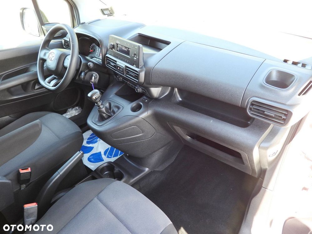 Toyota PROACE CITY  FURGON CHŁODNIA  -15*C ZASILANIE 230V TEMPOMAT KLIMATYZACJA  100KM - 41