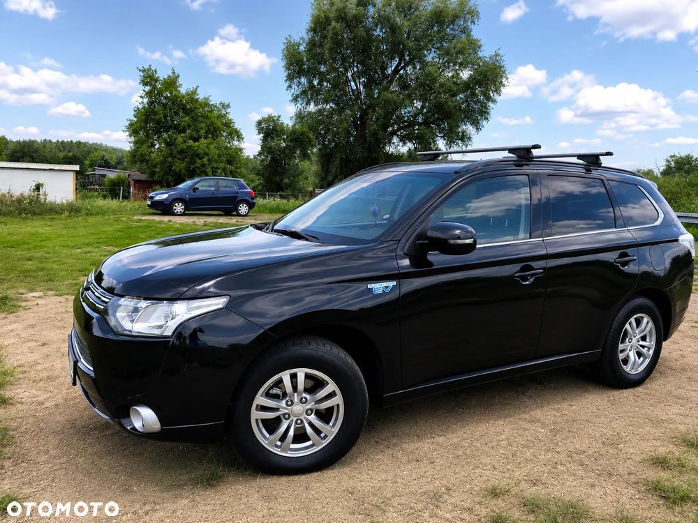 Mitsubishi Outlander Instyle NAVI - 2