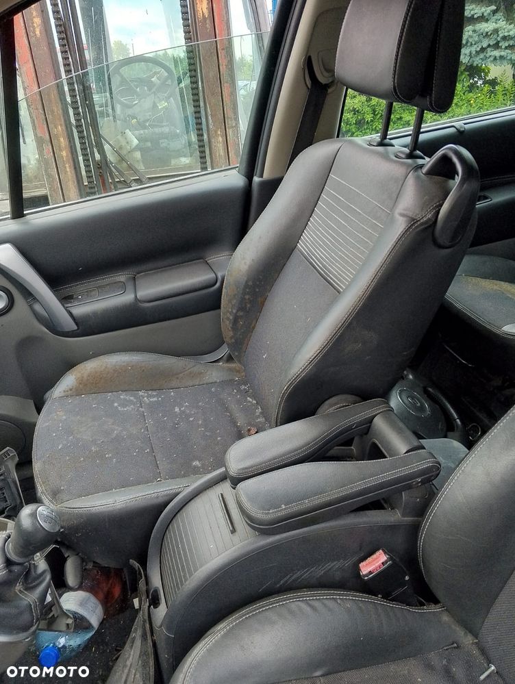 Renault Megane Scenic II (06-09r.) 1.5Dci 106KM. Silnik K9K 732 Skrzynia TL4000 lakier TED11 D11 – BEIGE PEPPER BC. Cały na części. GWARANCJA !!! - 13