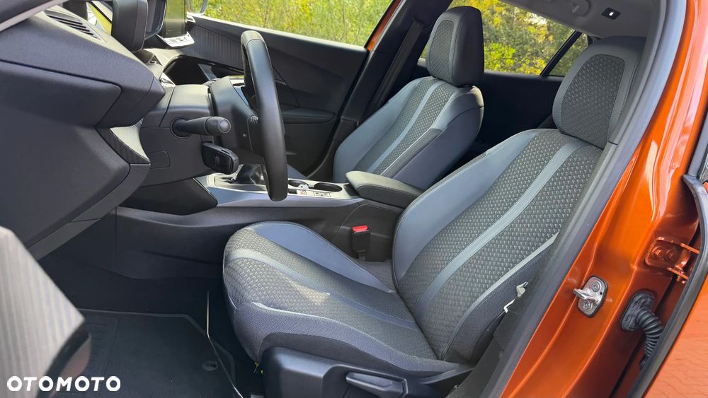 Peugeot 2008 1.2 Pure Tech GPF Allure S&S - 26