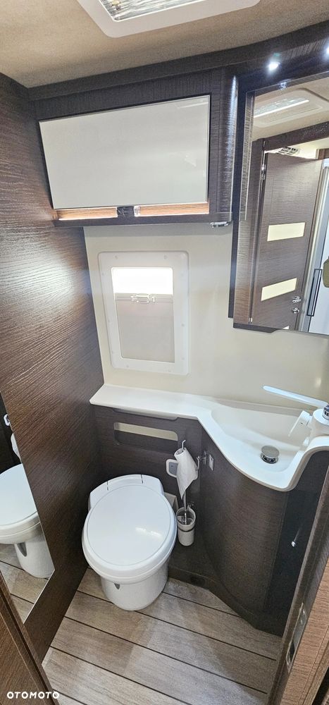 Mobilvetta K-YACHT MH85 TEKNO DESIGN INTEGRA SALON PL PEŁNA OPCJA HYDRAULIKA - 16