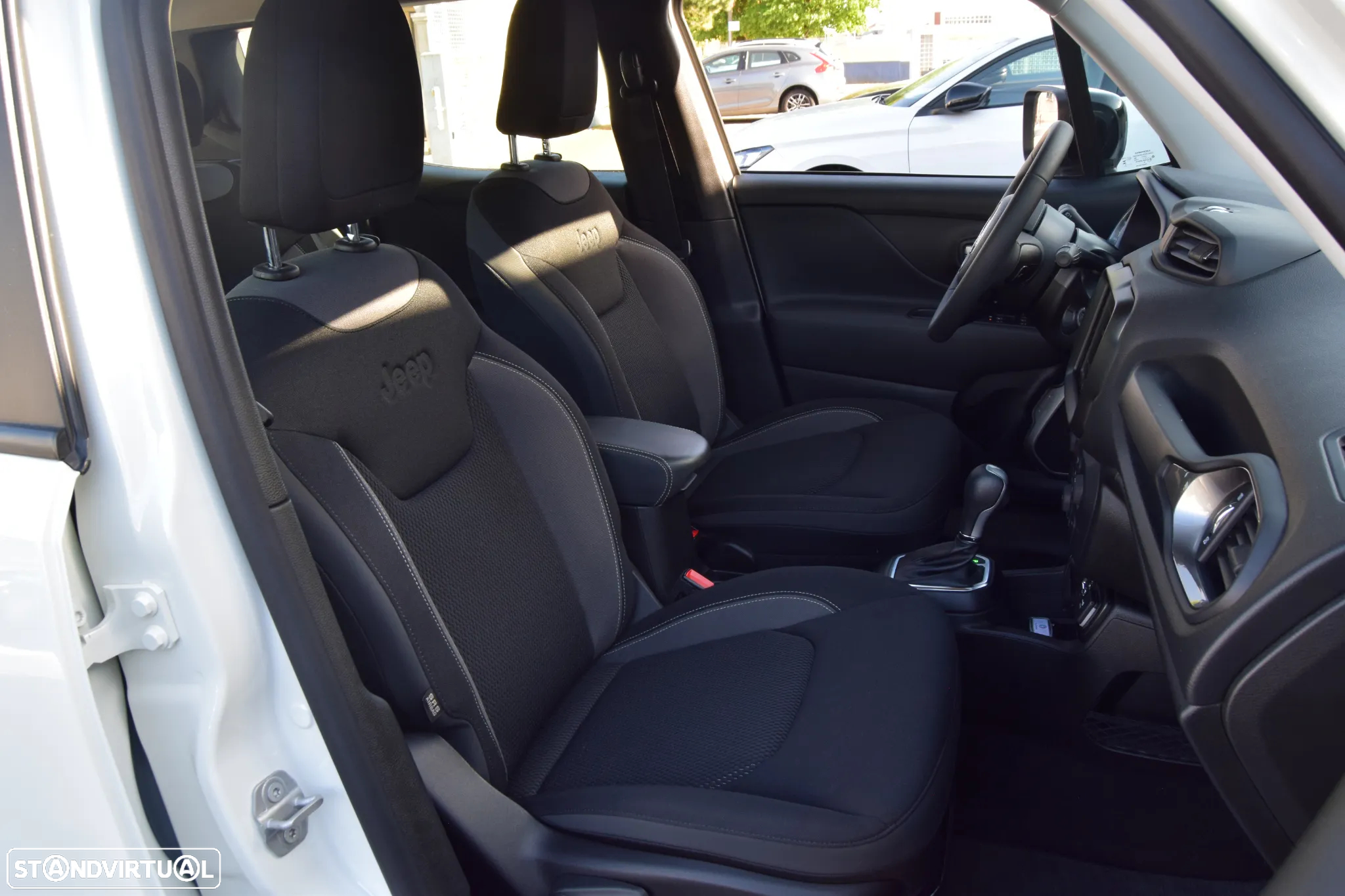 Jeep Renegade 1.5 TG e-Hybrid Limited DCT - 28