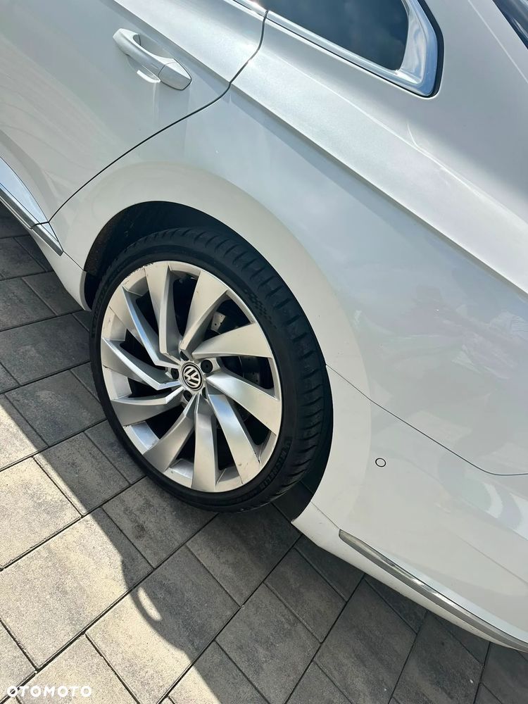 Volkswagen Arteon 2.0 TDI Bi-Turbo SCR 4Mot Elegance DSG - 9