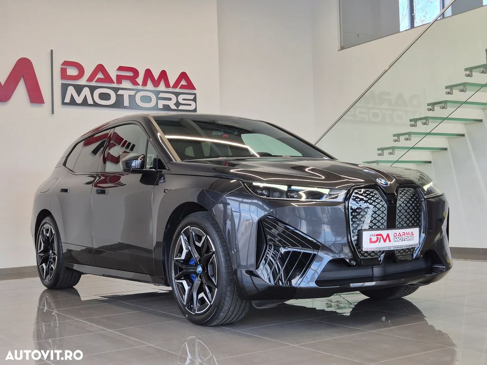 BMW iX - 3