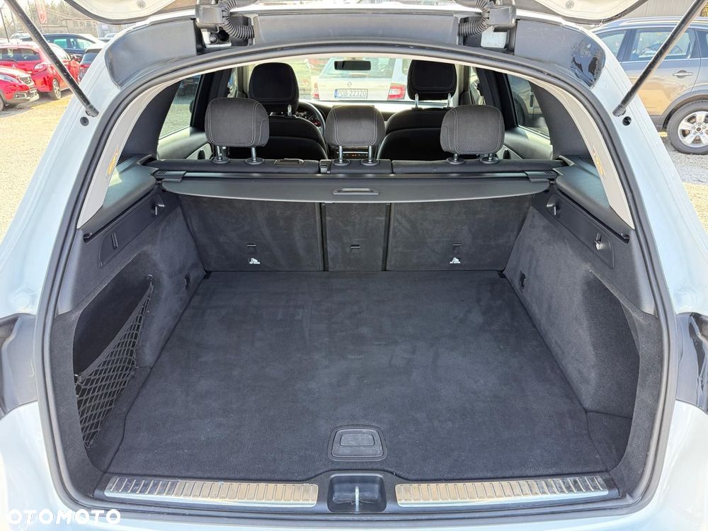 Mercedes-Benz GLC 220 d 4-Matic - 29