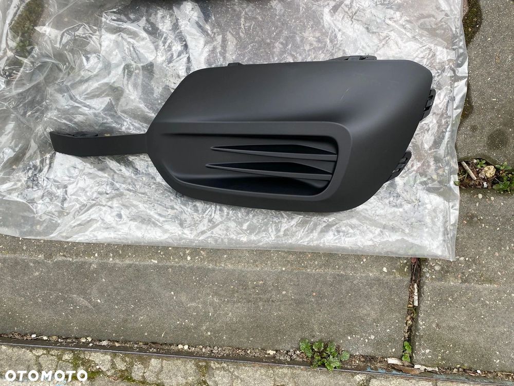 KRATKA ATRAPA ZDERZAKA PRAWA COMBO E NOWA ORYGINALNA 98116777880 - 1