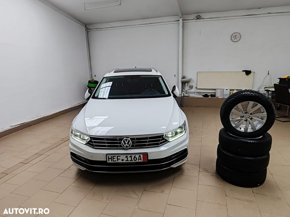 Volkswagen Passat 2.0 TDI (BlueMotion Technology) Highline - 1