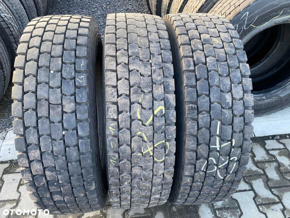 Opona 295/80R22.5 KUMHO KRD 02 Napędowa 12-15mm - 2